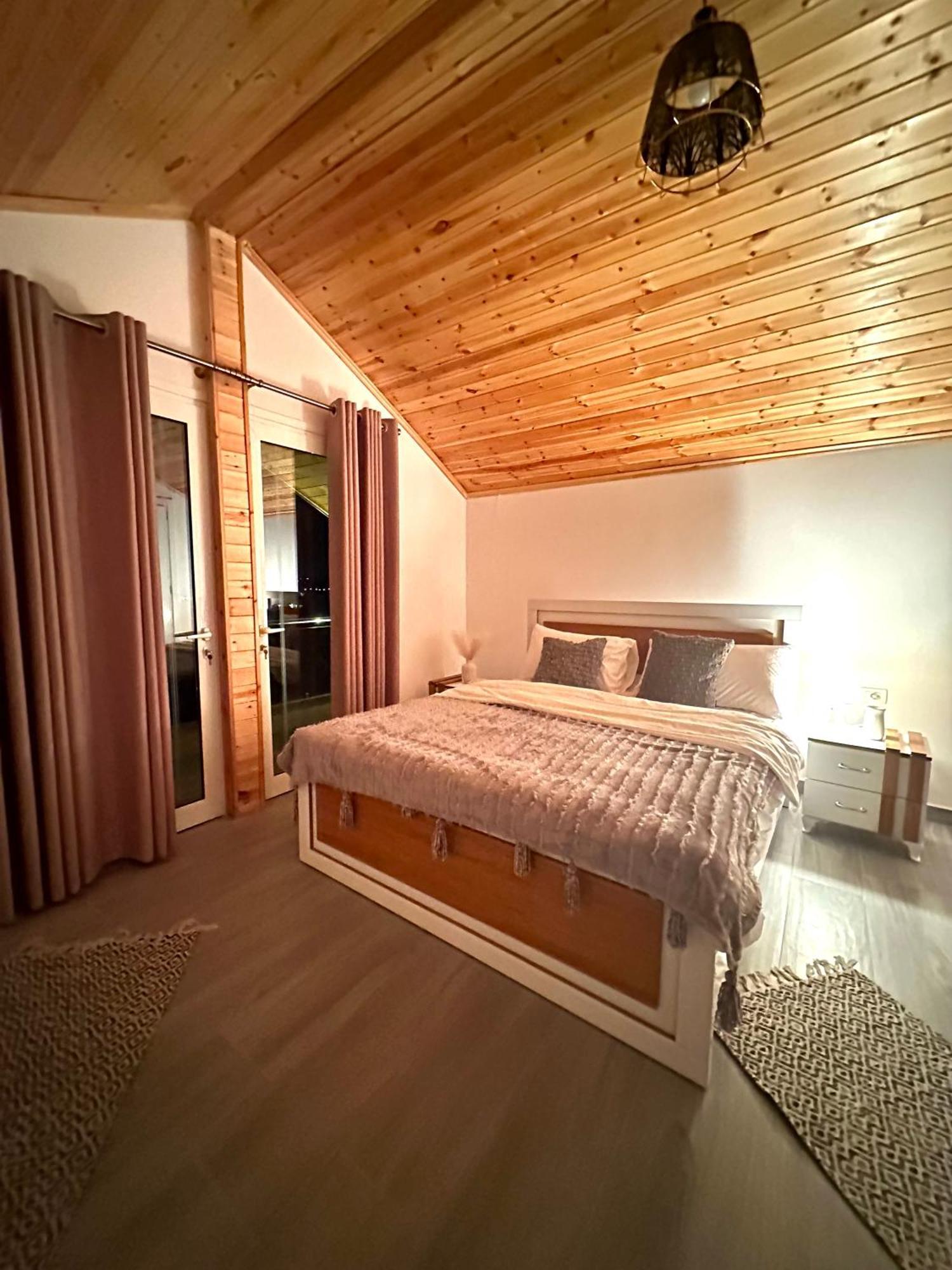 Guest House Rean Berat Exterior foto